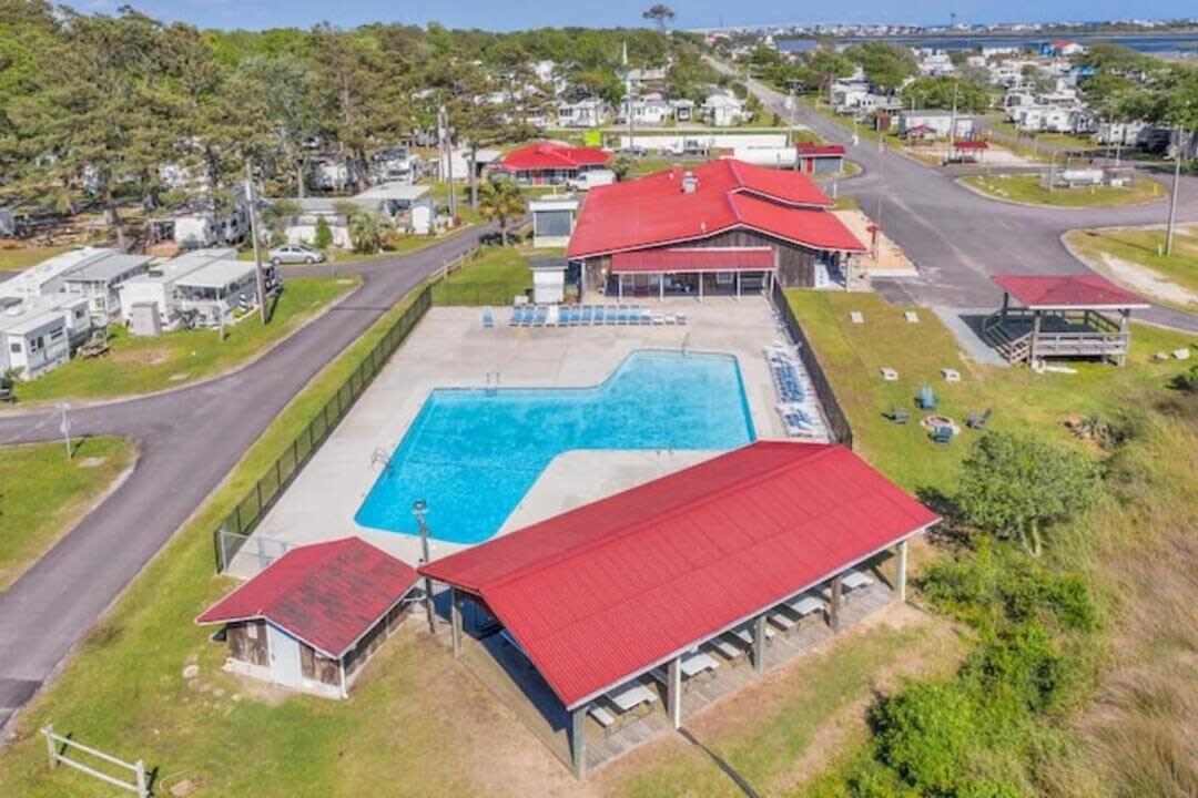 Surf City 2Br Park Home With Waterfront View And Parking ภายนอก รูปภาพ